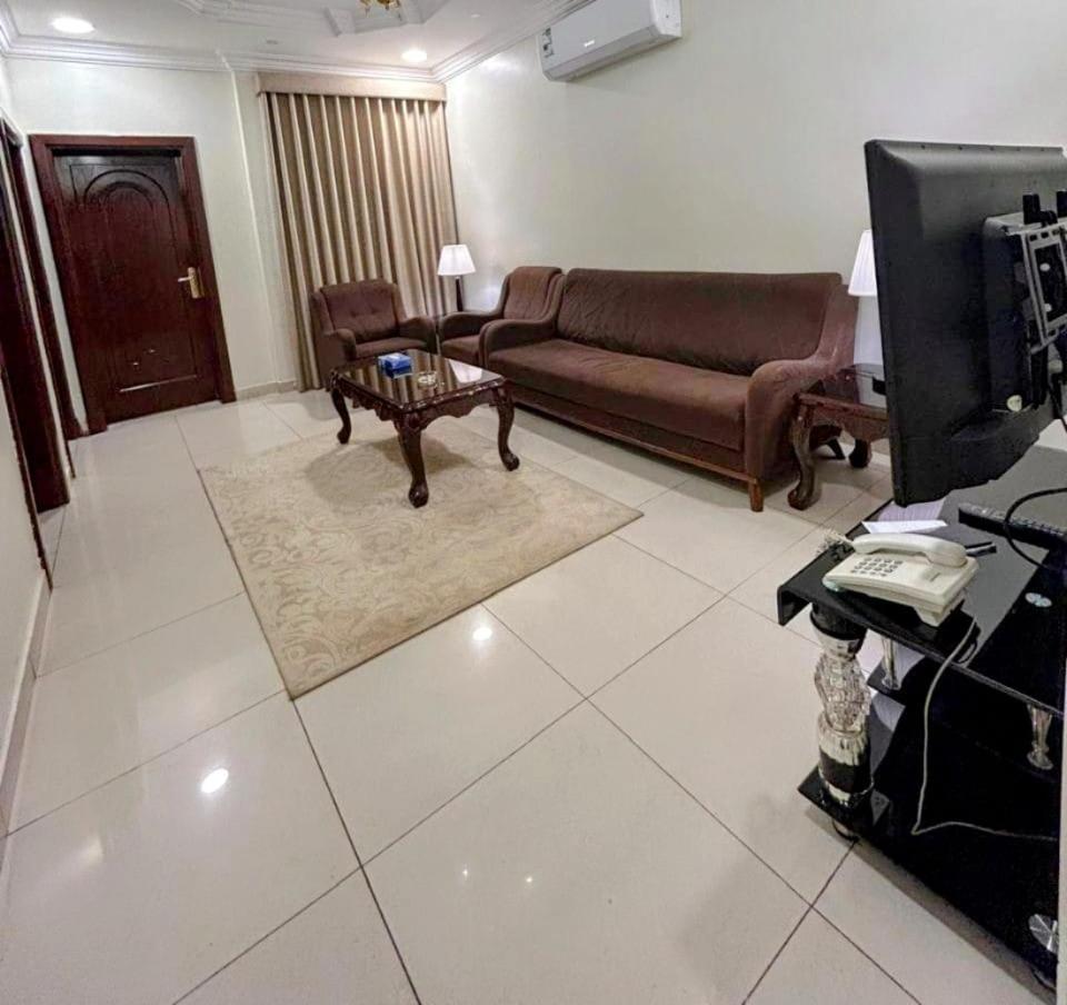 Al Mokhmalia Serviced Apartments Médine Extérieur photo
