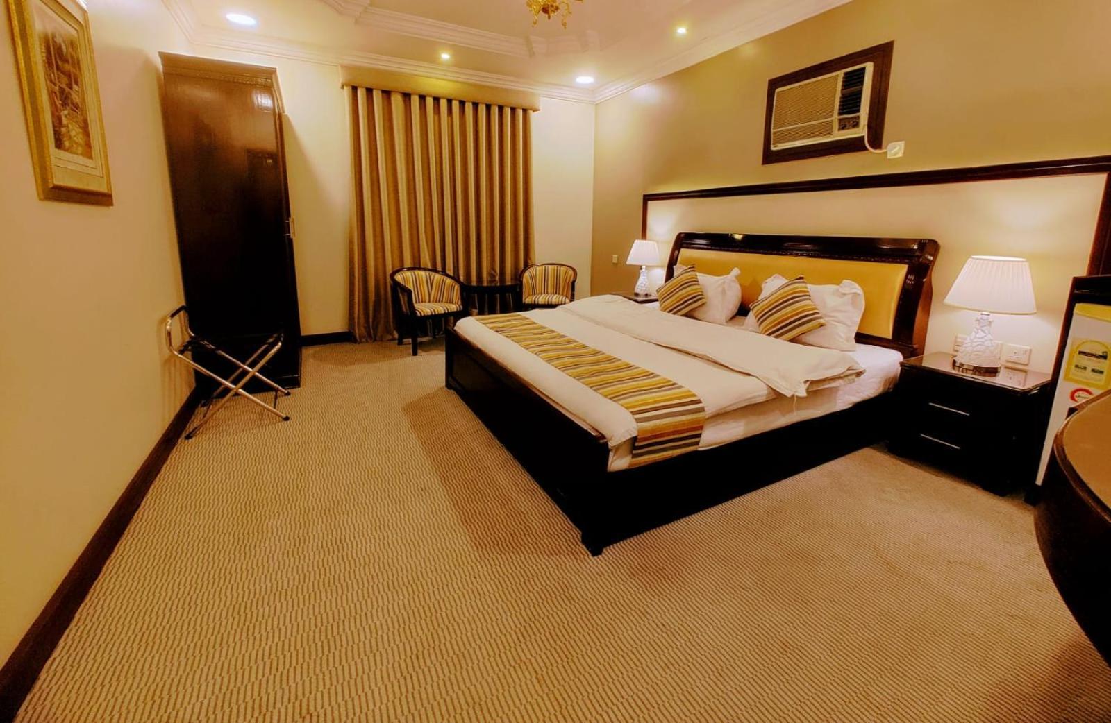 Al Mokhmalia Serviced Apartments Médine Extérieur photo